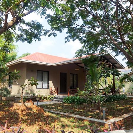 E&G Green Courts Resort At Koroli Hill Station Nashik Exterior foto